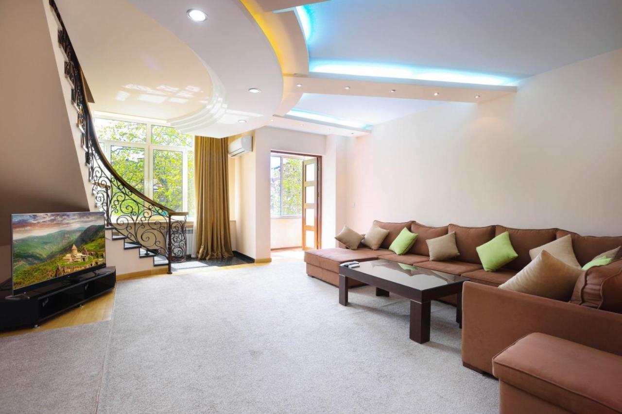 Stay Inn Apart-Hotel On Sayat-Nova Avenue Erivan Dış mekan fotoğraf