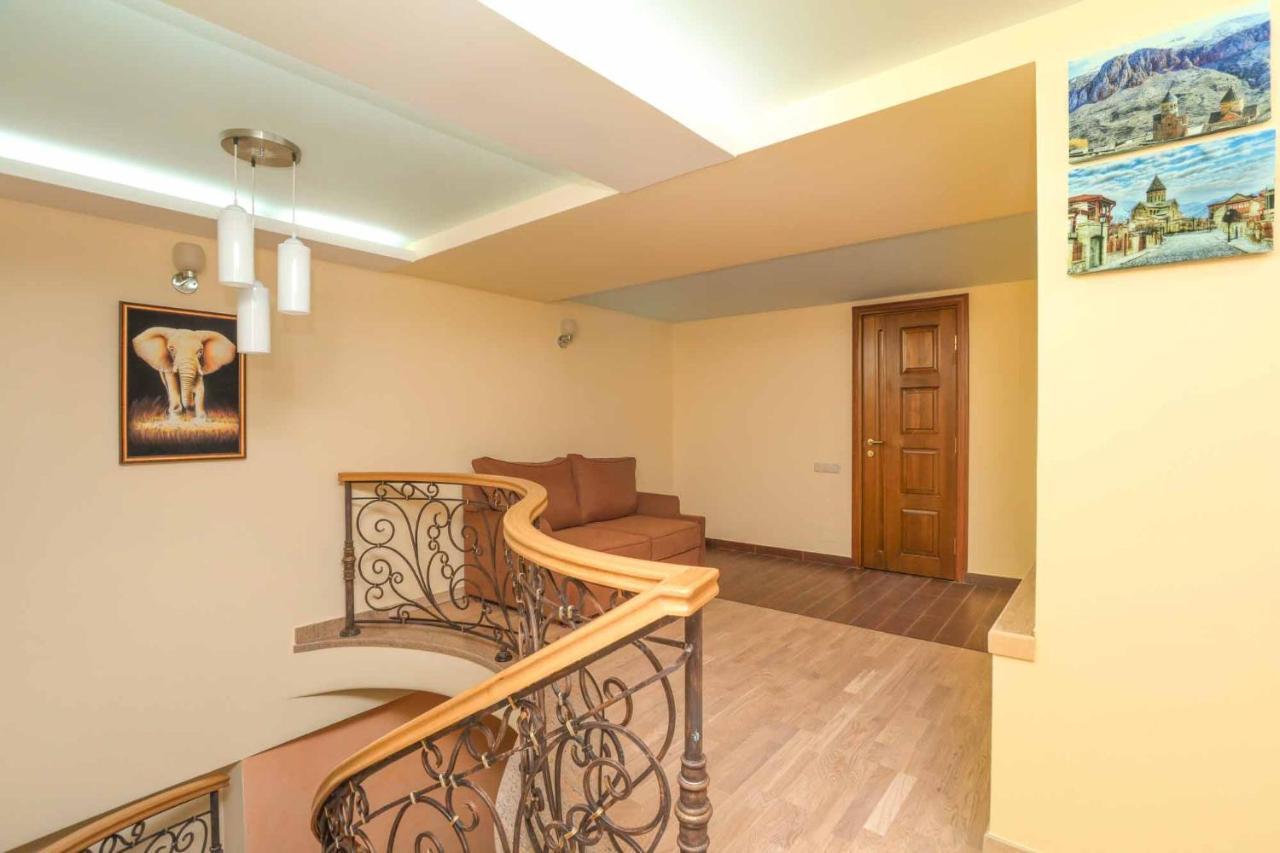 Stay Inn Apart-Hotel On Sayat-Nova Avenue Erivan Dış mekan fotoğraf